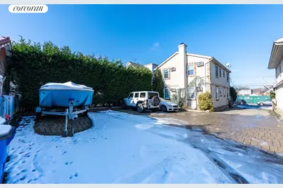 162-12-16 77th Road, New York City, NY 11366 - Photo 14