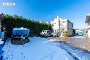 162-12-20 77th Rd, New York City, NY 11366 - Photo 14