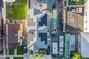 162-12-20 77th Rd, New York City, NY 11366 - Photo 52