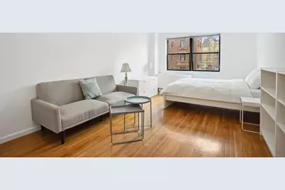 186 W 80th Street #6D, New York City, NY 10024 - Photo 2