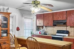 699 Sterling Pl, New York City, NY 11216 - Photo 6
