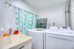 63-10 Saunders St, New York City, NY 11374 - Photo 22