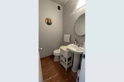 145 E 48th Street #17-F, New York City, NY 10017 - Photo 10