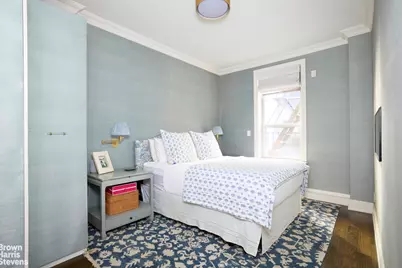 19 E 95th Street #4R, New York, NY 10128 - Photo 4