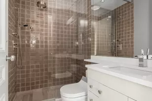 200 E 69th St, New York City, NY 10021 - Photo 18