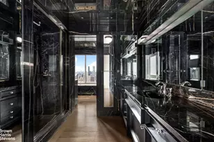 200 E 69th St, New York, NY 10021 - Photo 10