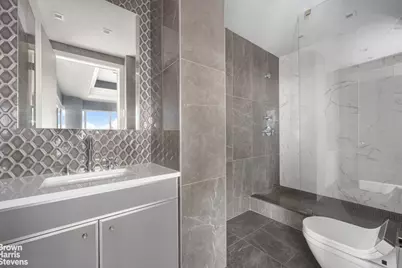 200 E 69th Street #47, New York City, NY 10021 - Photo 8