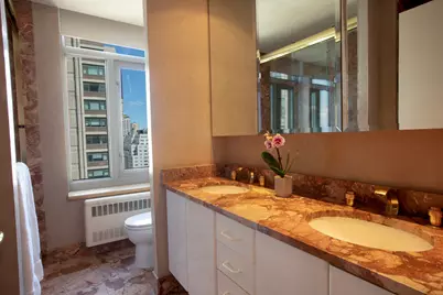 188 E 64th Street #2006, New York, NY 10065 - Photo 10