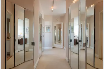 188 E 64th Street #2006, New York, NY 10065 - Photo 8