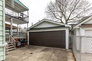 1847 W 9th St, New York City, NY 11223 - Photo 20