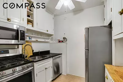205 E 78th Street #2T, New York City, NY 10075 - Photo 4
