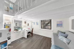 140 W 69th St, New York City, NY 10023 - Photo 2