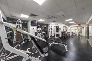 250 E 40th St, New York City, NY 10016 - Photo 20