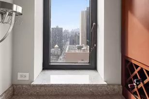 250 E 40th St, New York City, NY 10016 - Photo 6