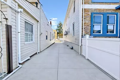 33 Hale Avenue, New York City, NY 11208 - Photo 44