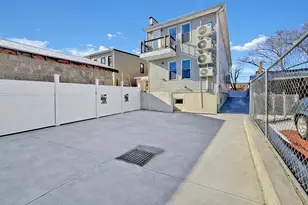 33 Hale Ave, New York City, NY 11208 - Photo 48