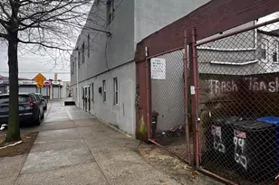 99-02 212th St, New York City, NY 11429 - Photo 6