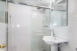 200 E 78th St, New York City, NY 10075 - Photo 6