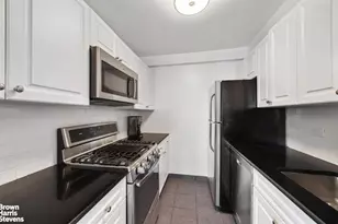 200 E 78th St, New York City, NY 10075 - Photo 4