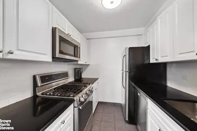 200 E 78th Street #9A, New York City, NY 10075 - Photo 4