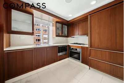 140 E 63rd Street #9E, New York City, NY 10065 - Photo 4