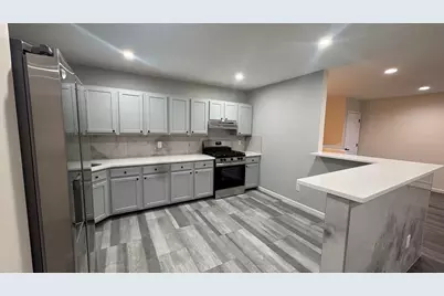 178 Beach 98th Street #3, Rockaway Beach, NY 11694 - Photo 4