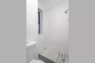 246 E 51st St, New York City, NY 10022 - Photo 2