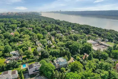 5440 Independence Avenue, New York City, NY 10471 - Photo 30