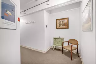 410 E 57th St, New York City, NY 10022 - Photo 6