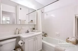 1641 3rd Ave, New York City, NY 10128 - Photo 2