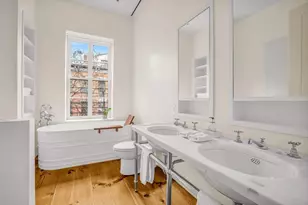 52 W 9th St, New York City, NY 10011 - Photo 14