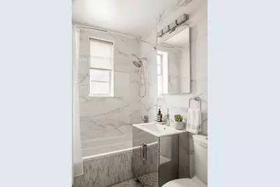 64 E 94th Street #7B, New York City, NY 10128 - Photo 4