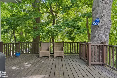 383 W 254th Street, New York City, NY 10471 - Photo 8