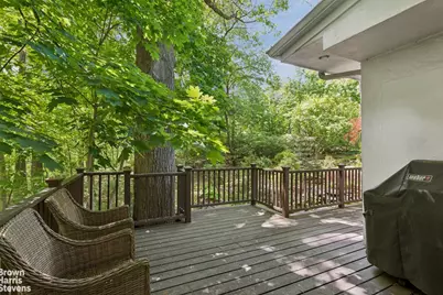 383 W 254th Street, New York City, NY 10471 - Photo 12