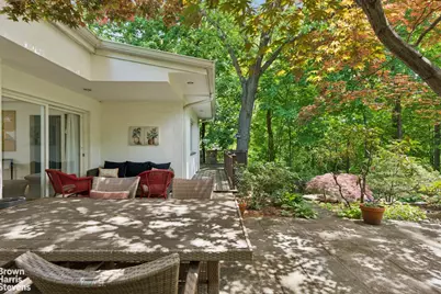 383 W 254th Street, New York City, NY 10471 - Photo 54