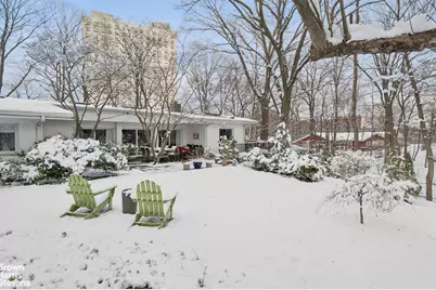 383 W 254th Street, New York City, NY 10471 - Photo 4