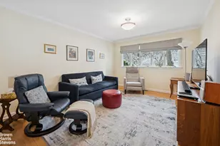 383 W 254th St, New York City, NY 10471 - Photo 42