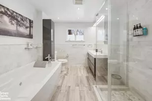 383 W 254th St, New York City, NY 10471 - Photo 98