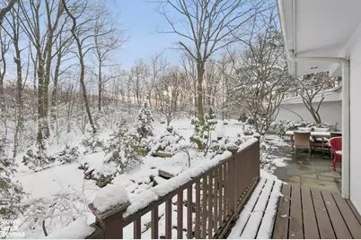 383 W 254th Street, New York City, NY 10471 - Photo 6