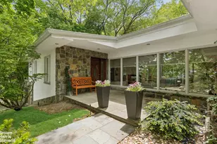 383 W 254th St, New York City, NY 10471 - Photo 14
