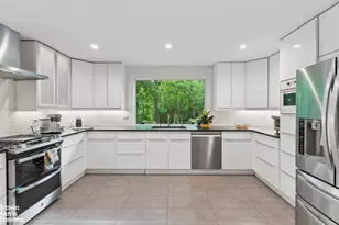 383 W 254th St, New York City, NY 10471 - Photo 36