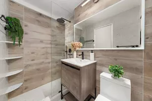 200 E 36th St, New York City, NY 10016 - Photo 4