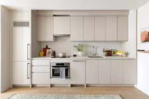 300 E 50th St, New York, NY 10022 - Photo 2