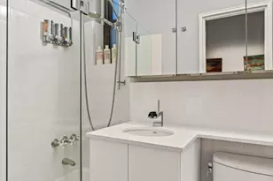 46 W 65th St, New York, NY 10023 - Photo 6