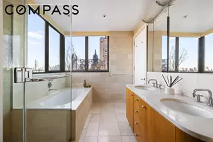 110 Central Park S, New York, NY 10019 - Photo 18