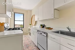 135 Eastern Pkwy, Brooklyn, NY 11238 - Photo 4