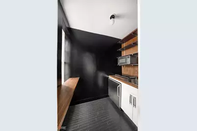 20 Bethune Street #5A, New York City, NY 10014 - Photo 4