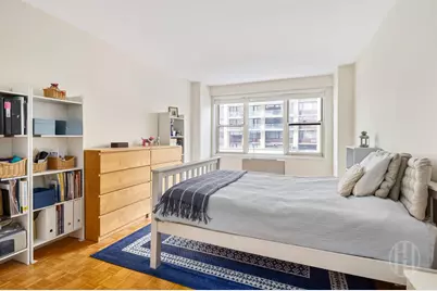 400 E 85th Street #4G, New York, NY 10028 - Photo 4