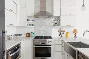 541 Henry St, New York City, NY 11231 - Photo 4