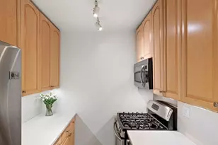 165 West End Ave, New York City, NY 10023 - Photo 4